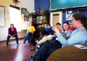 Community members gathered to learn some great meeting facilitation skills from friend and neighbor Alyson. Photo by Illly.